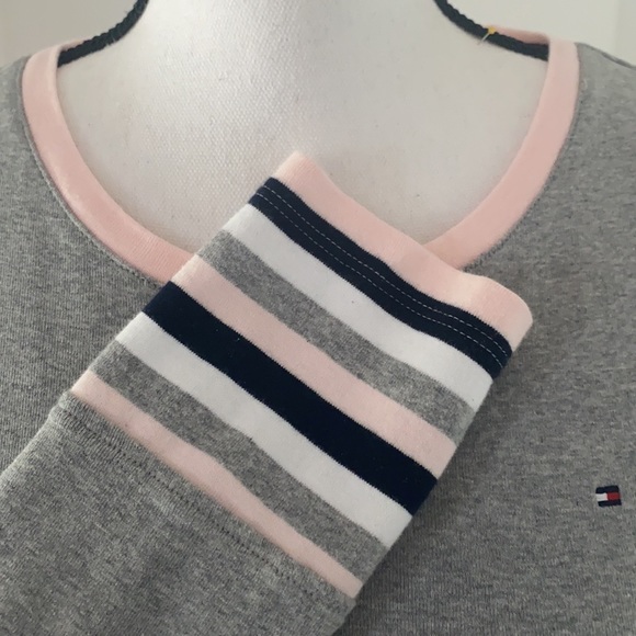 05:11 -  Tommy Hilfiger Cotton Stripe Cuff top - Picture 5 of 7